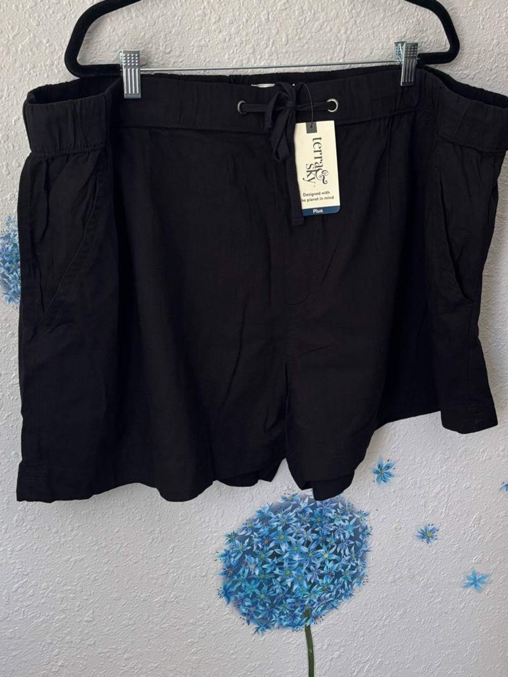Terra & Sky Black High-Waist Drawstring Linen-Blend Shorts